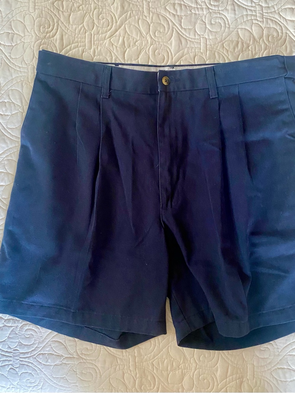 Men’s Pleated Front Navy Shorts — Tailored Everyday Style
